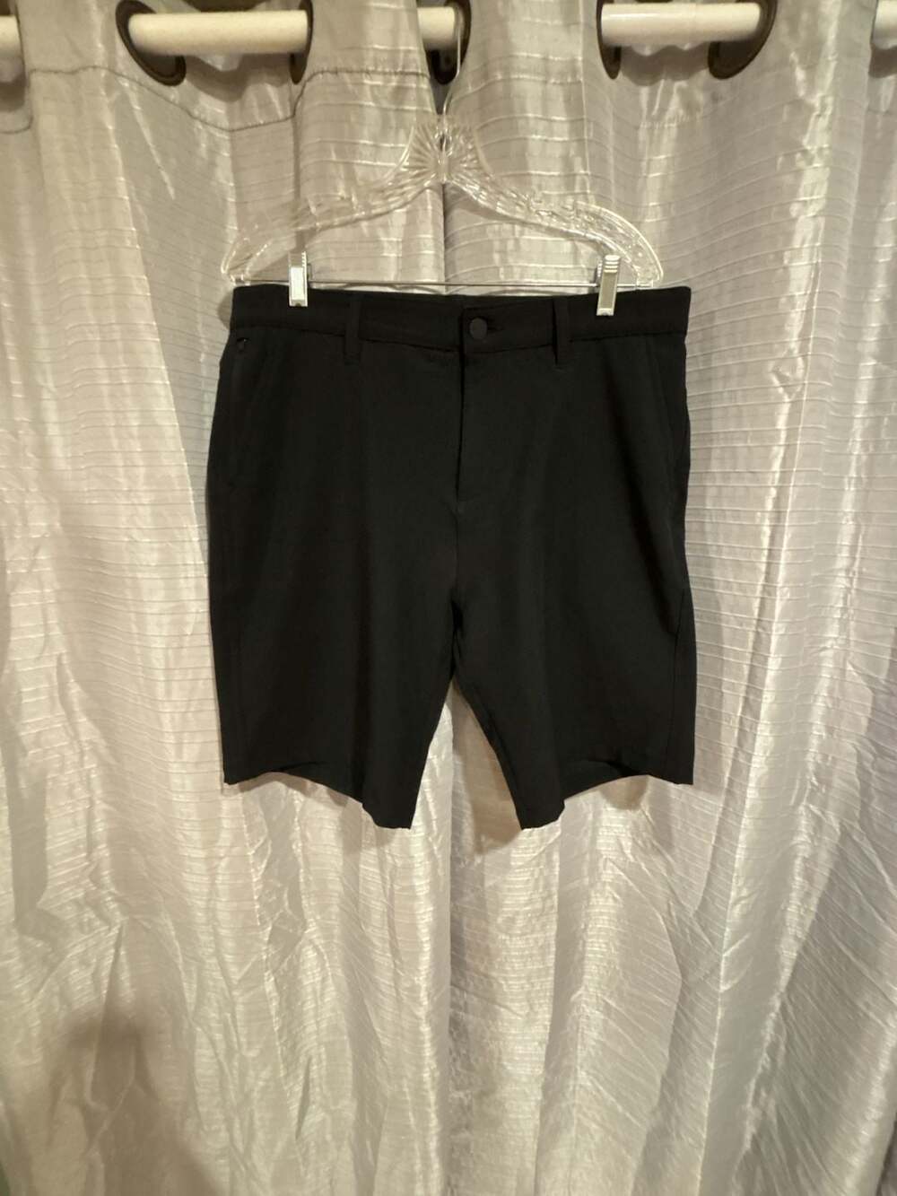 Hurley Men's Black Performance Shorts Size 34